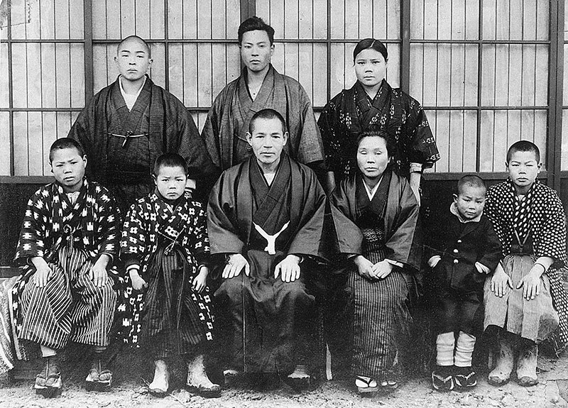 hikarimiso family history