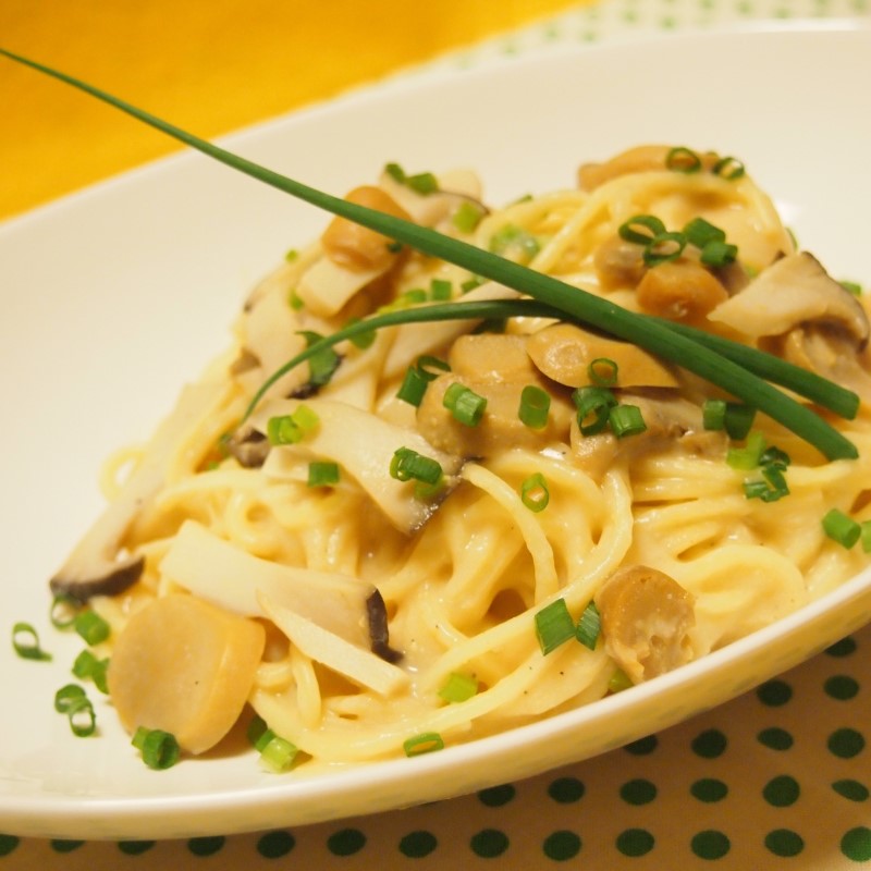 mushroom-miso-cream-pasta