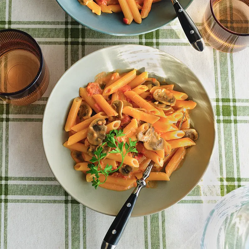 creamy-tomato-miso-penne-pasta-with-mushrooms